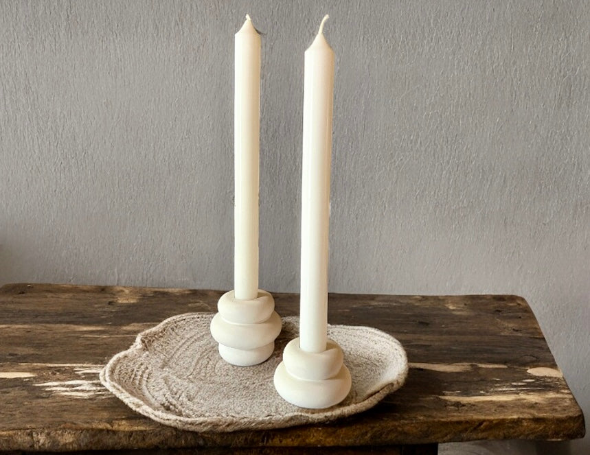 Swirl candle holder set