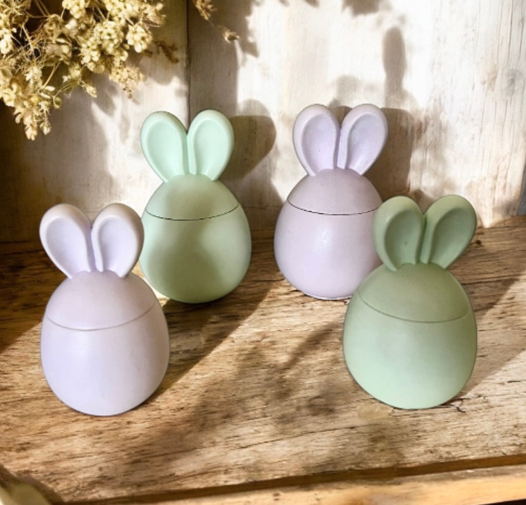 Easter bunny with lid (medium)